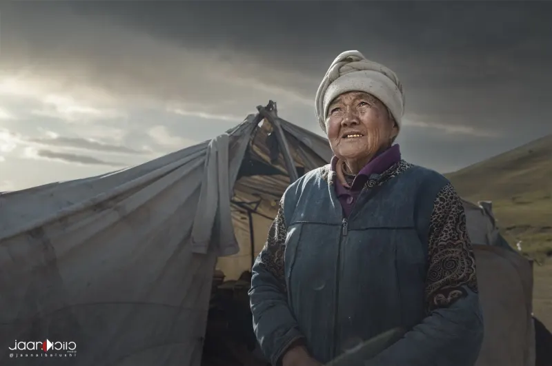Kyrgyzstan Lady — Street Life photography by Jaan Click Media