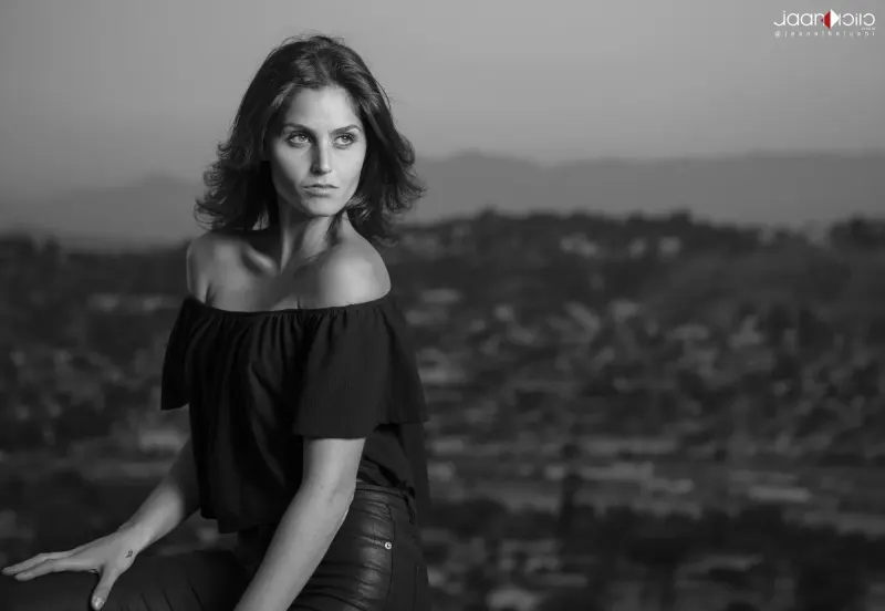 Scarlet Classic — Fashion & Portraits photography by Jaan Click Media